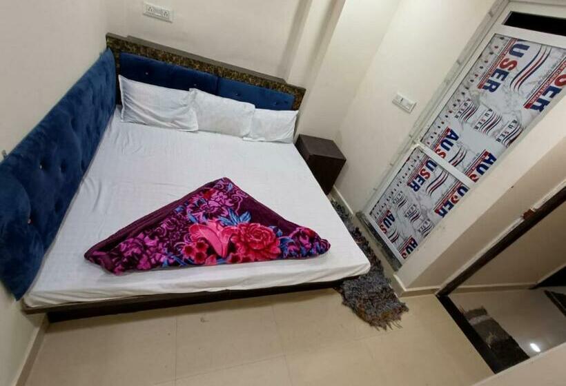 اتاق استاندارد, Blue Tower