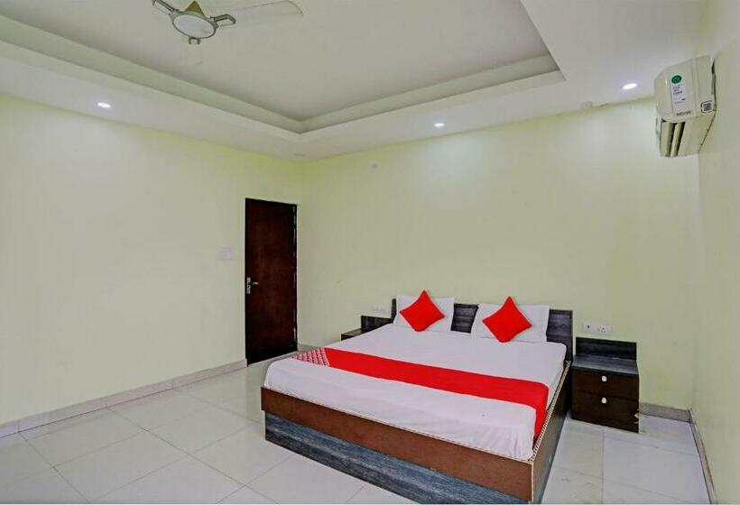 三人经典房间, Oyo Flagship Shree Shyam Kripa Hotel And Restaurant