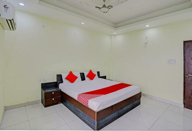 三人经典房间, Oyo Flagship Shree Shyam Kripa Hotel And Restaurant