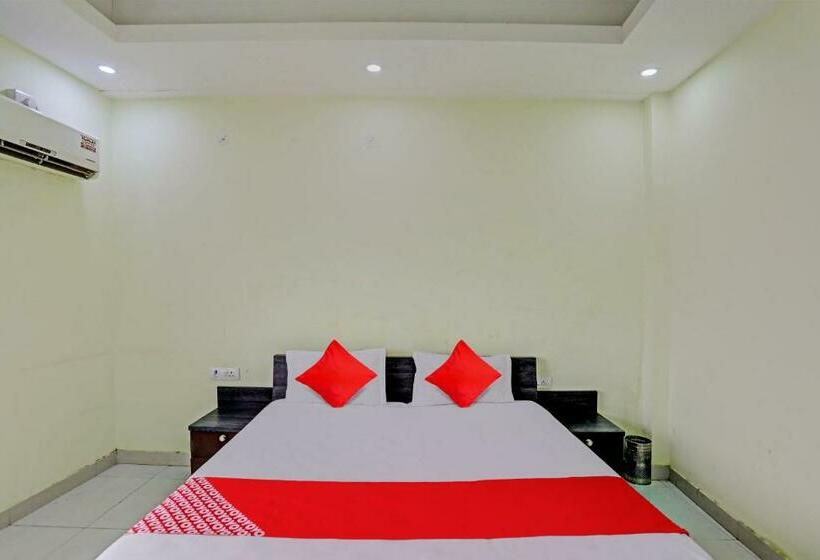 三人经典房间, Oyo Flagship Shree Shyam Kripa Hotel And Restaurant