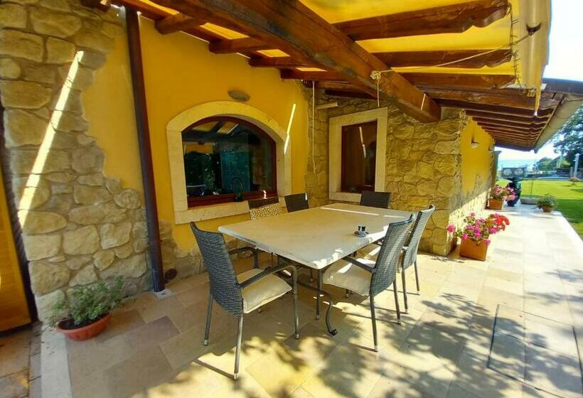 סטודיו סטנדרטי נוף לגינה, B&b Monte Tavolino