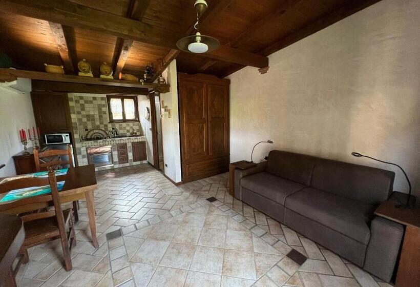 Студио Стандарт Вид на Сад, B&b Monte Tavolino