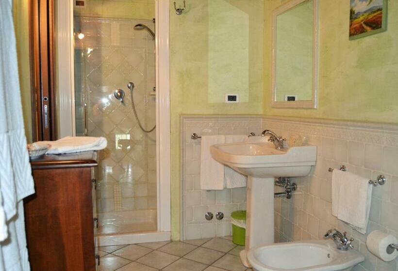 غرفة قياسية, La Locanda Dell Ambra