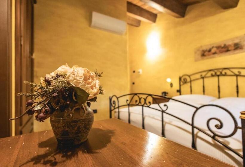 غرفة قياسية, La Locanda Dell Ambra