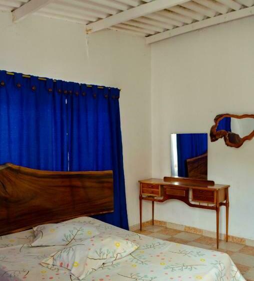 غرفة قياسية, Abacoa