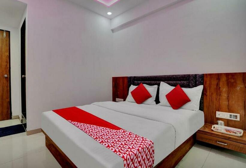 Quarto Triplo Clássico, Oyo Flagship Hotel Vinayak