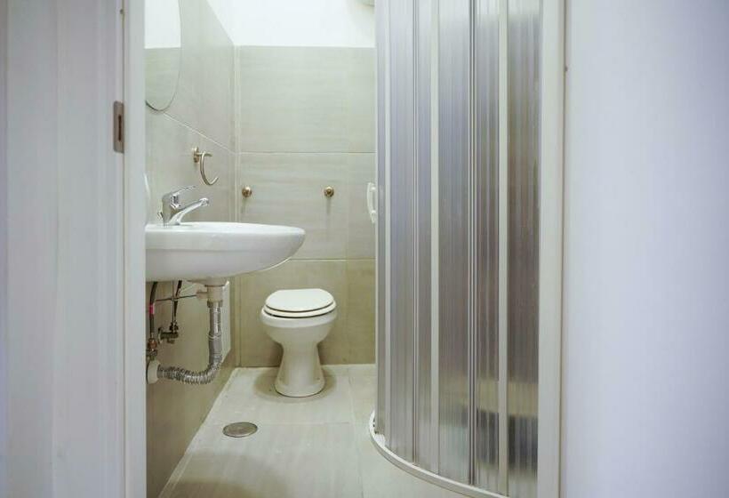 חדר דלוקס, From Home To Vesuvius Rooms