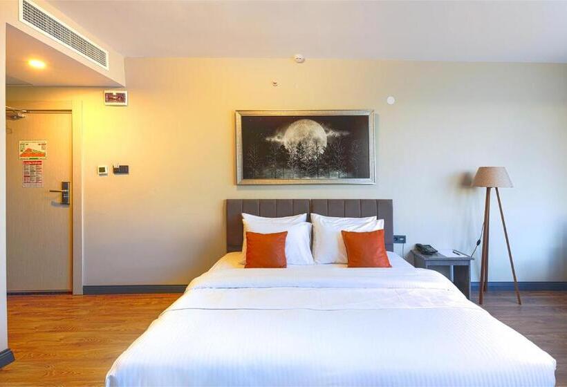 اتاق استاندارد یک نفره, Grand royal