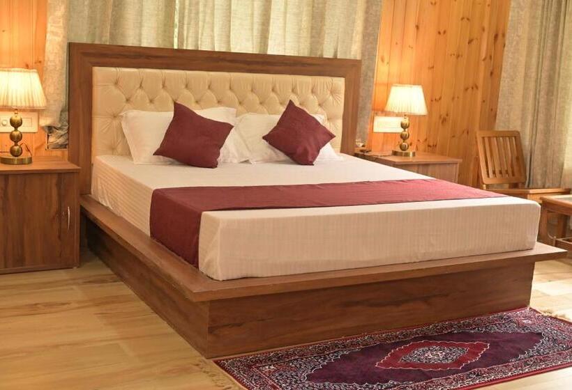 غرفة قياسية سرير كينج, Royal Galaxy Tirthan