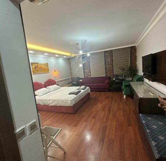 آپارتمان 1 خوابه, Konak Suites