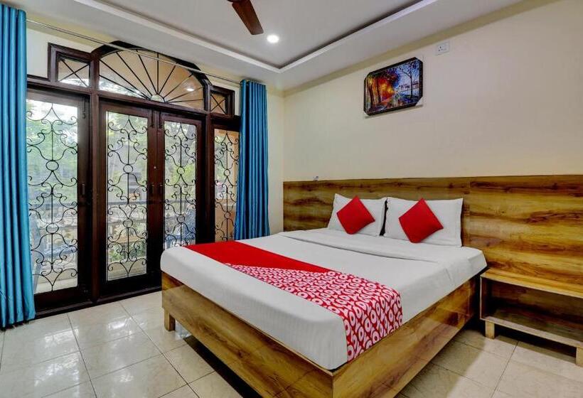 Triple Classic Room, Oyo Flagship Hotel Ritzy Grand