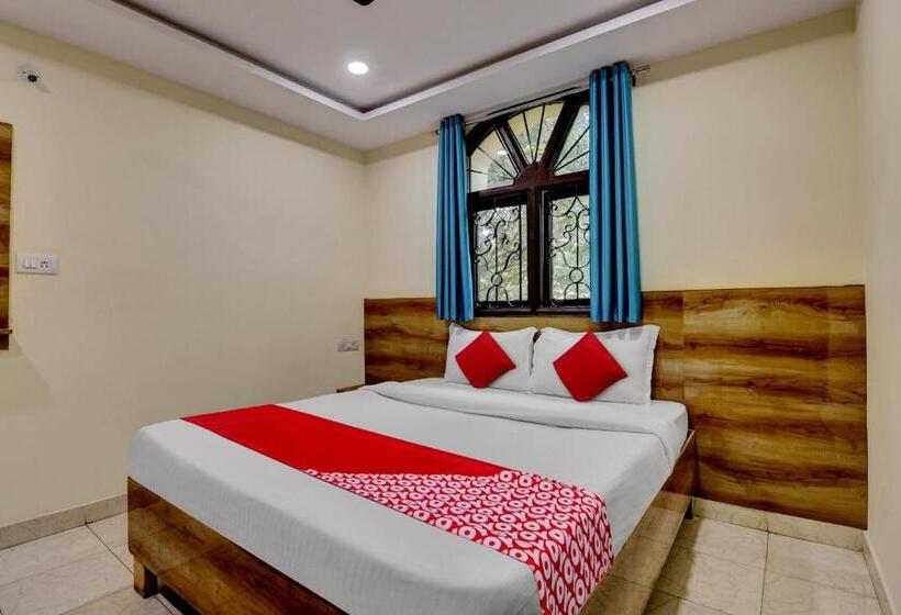 Triple Classic Room, Oyo Flagship Hotel Ritzy Grand