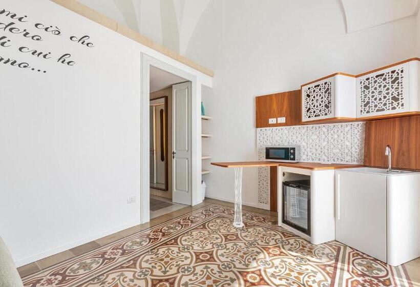 חדר סטנדרט לארבעה, B&b Palazzo Flora