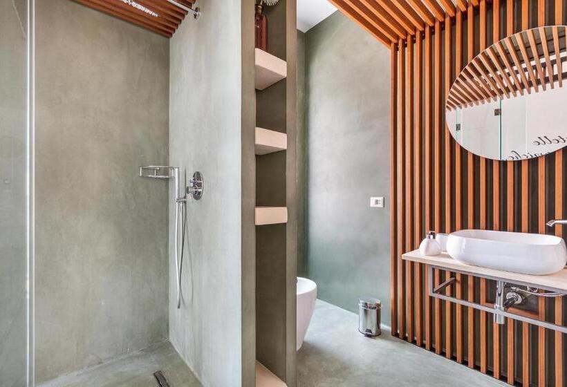 חדר דלוקס לארבעה, B&b Palazzo Flora