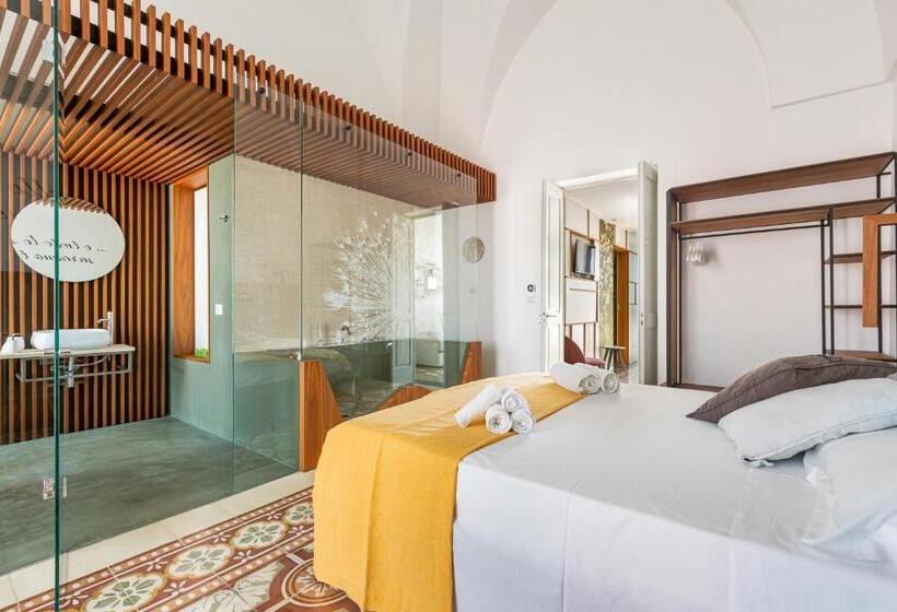 חדר דלוקס לארבעה, B&b Palazzo Flora