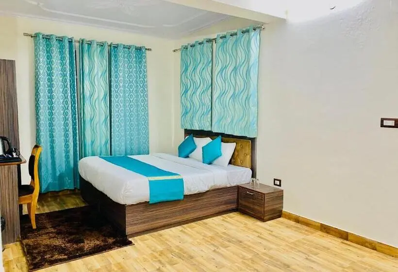Standard-huone King-vuode, Staynest Mashobra With Balcony  A Peacefull Stay