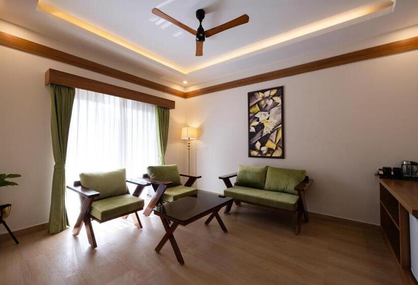 バルコニー付スイート, Malnad Shire Eco Resort