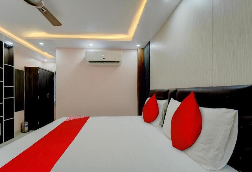 חדר סטנדרט, Oyo Flagship N S Hotel Banquet & Cafe