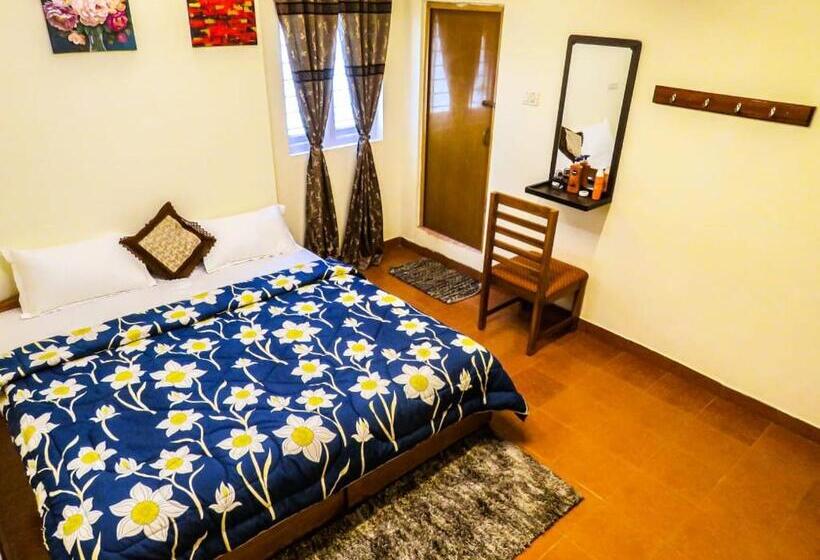 Standart Bungalov, Bob S Haven Bungalow