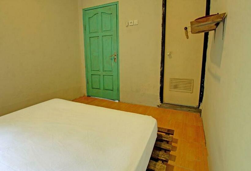 デラックスルーム, Oyo 92825 Kamar Lombok