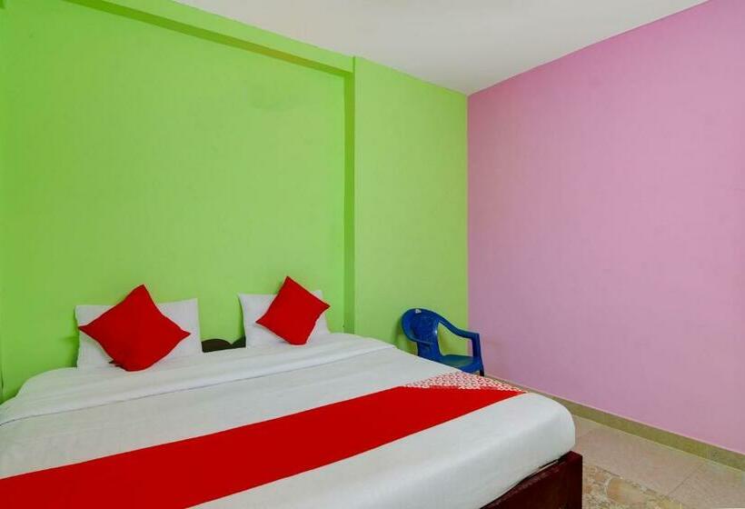 Chambre Triple Classique, Oyo Flagship Shivansh Residency