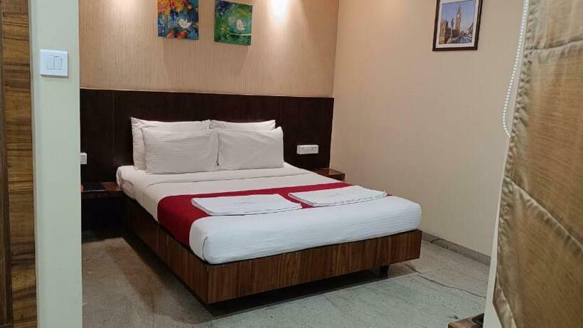 Номер Deluxe, Shree Mahalaxmi Inn Couple Friendly