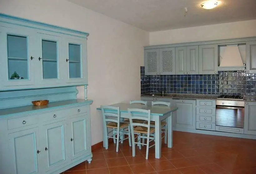 Deluxe-huoneisto 1 Makuuhuone, Residence With Private Beach In Marinella