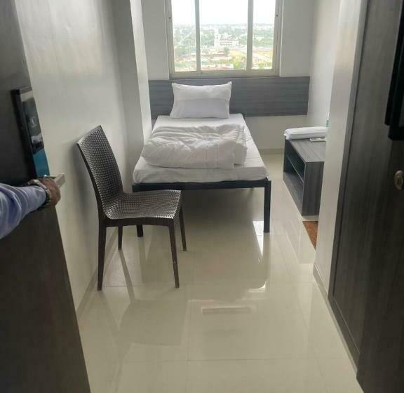 חדר אקונומי יחיד, Oberon