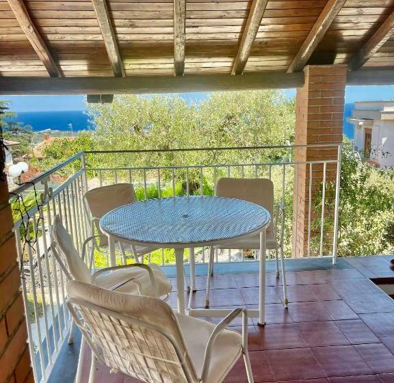 בית, 2 חדרי שינה, Ninfe Delle Aci Apartment