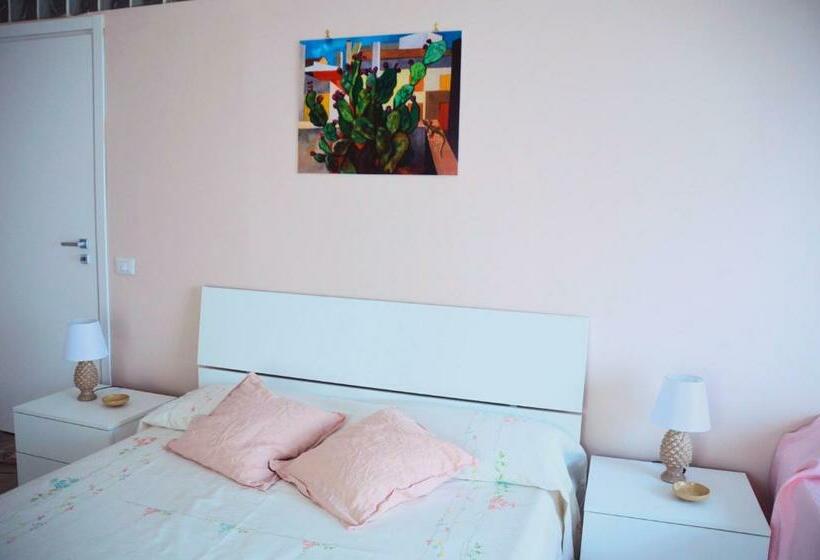 标准间带阳台, Ninfe Delle Aci Apartment