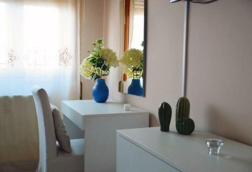标准间, Ninfe Delle Aci Apartment