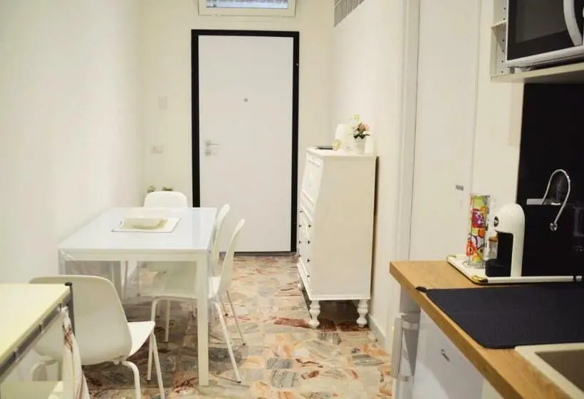 خانه 2 خوابه, Ninfe Delle Aci Apartment