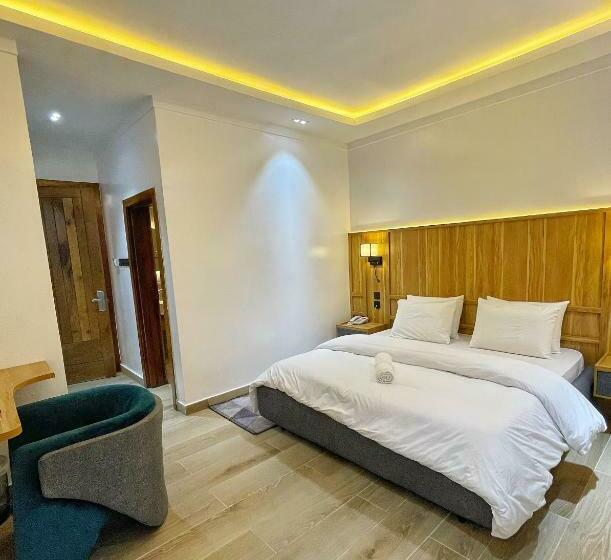 اتاق استاندارد, Studio 6