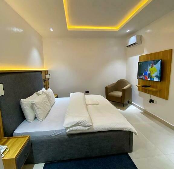 آپارتمان 1 خوابه, Studio 6