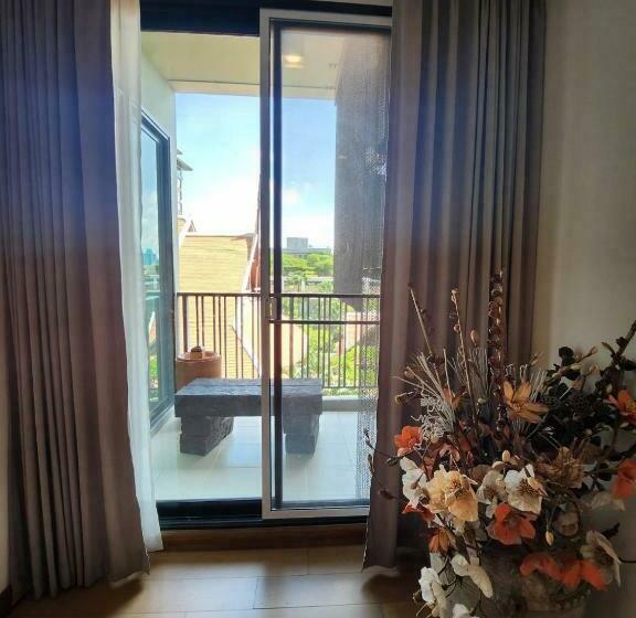 شقة سوبريور غرفة واحدة, The Astra Condo Large Room 50 Sqm ,sauna And Rooftop Pool