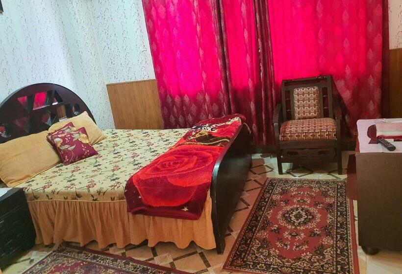 اتاق لوکس, Ak Hotel Abbottabad