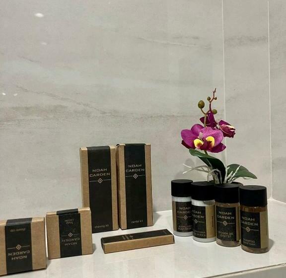 高级大房间, Floral Boutique