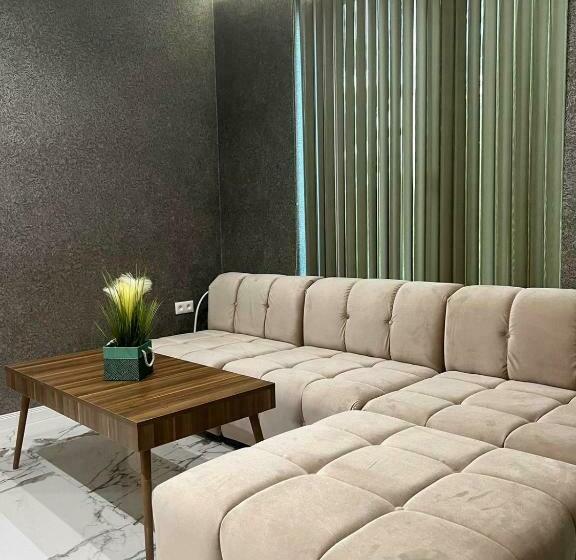 带1个卧室的高级公寓, Floral Boutique