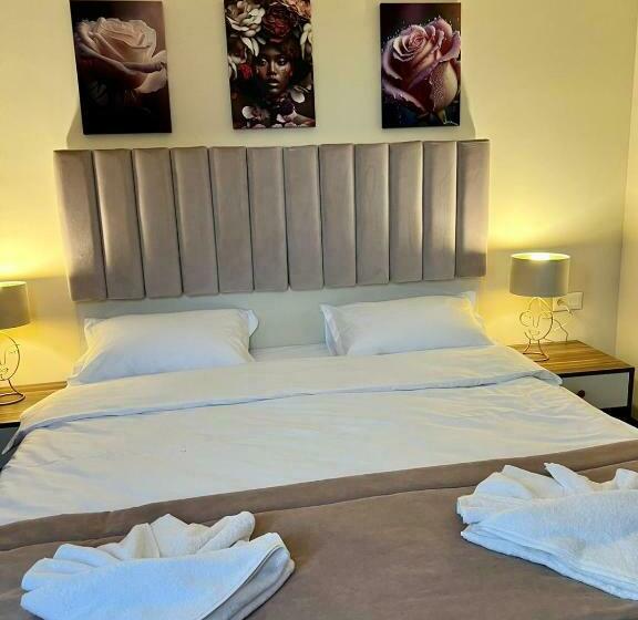 带阳台的豪华间, Floral Boutique