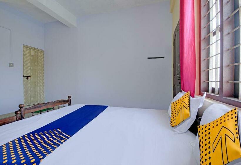 三人经典房间, Spot On Sreebadhra Stay