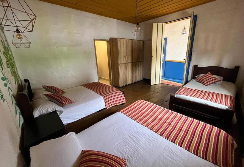 غرفة قياسية رباعية, Hostal Ciudad De Segorbe