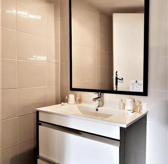 Четырехместный Номер Стандарт, Chalet Hôtel Les Blancs