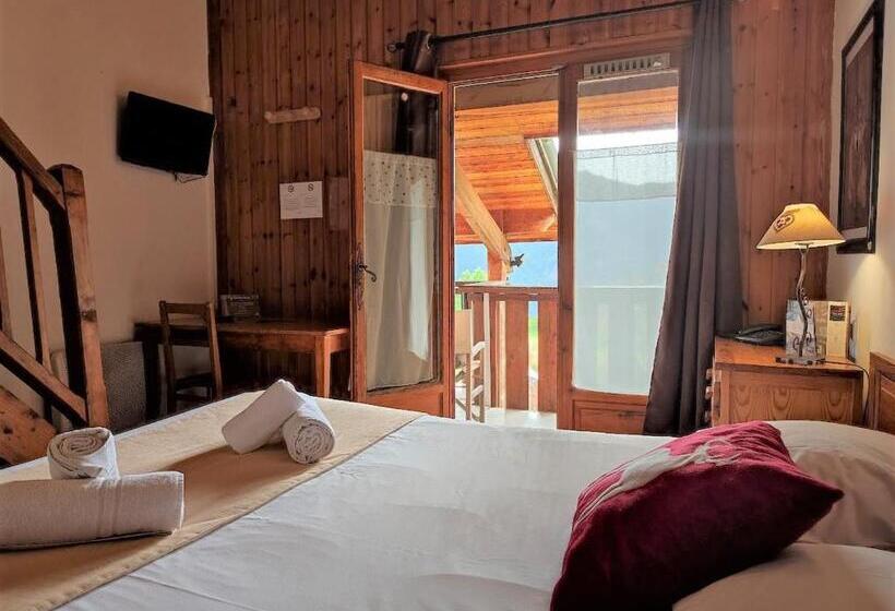 Четырехместный Номер Стандарт, Chalet Hôtel Les Blancs