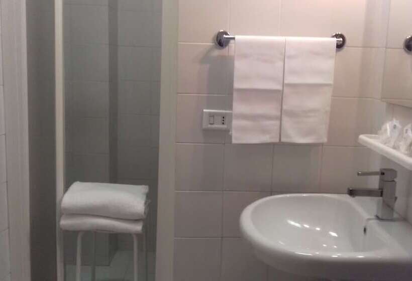 חדר סטנדרט, Bert Hotel