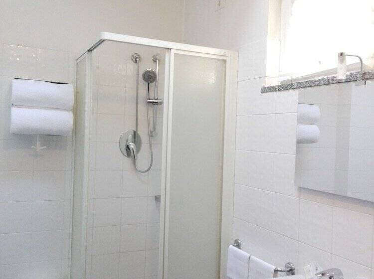 Номер Стандарт Индивидуальный, Bert Hotel