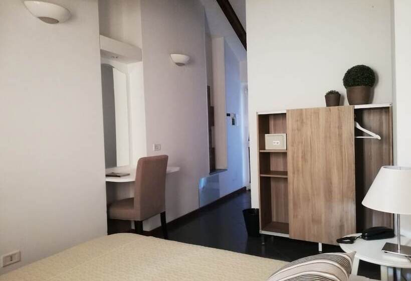 חדר סטנדרט יחיד, Bert Hotel