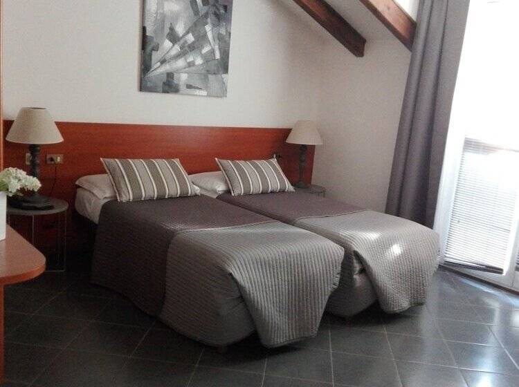 Номер Стандарт, Bert Hotel
