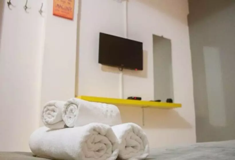 ルームシェアのワンベッド, Che Lagarto Hostel Morro De Sao Paulo