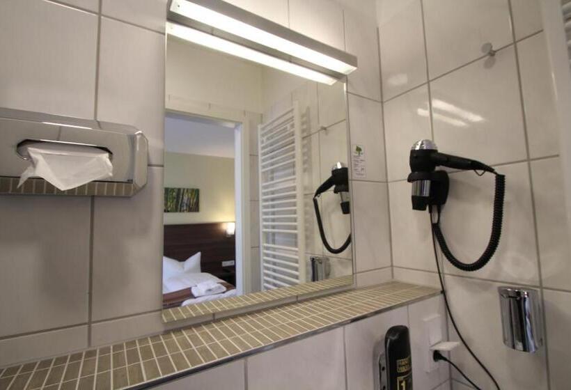 اتاق استاندارد چهار تخته, Goethe Conference Hotel By Trip Inn