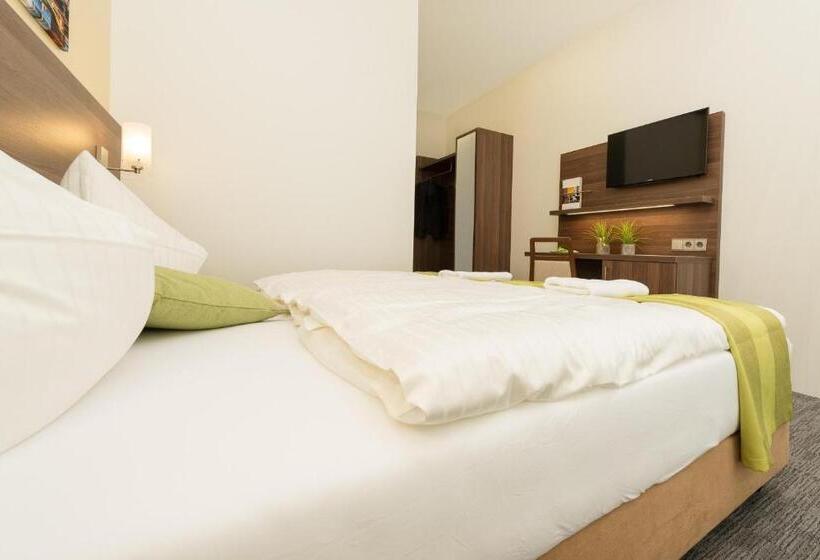 اتاق استاندارد چهار تخته, Goethe Conference Hotel By Trip Inn